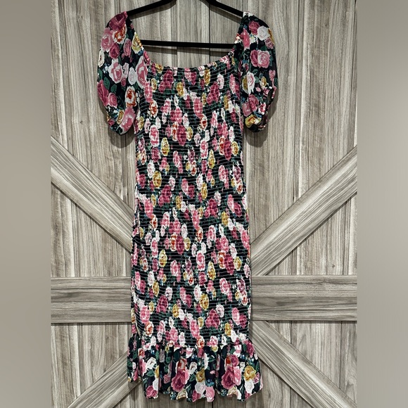 Floral Print Off Shoulder Ruffle Hem Shirred Bodycon Dress - Picture 5 of 9